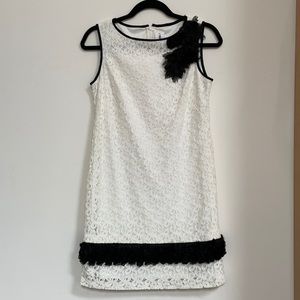 Julia Jordan white lace cocktail dress size 6